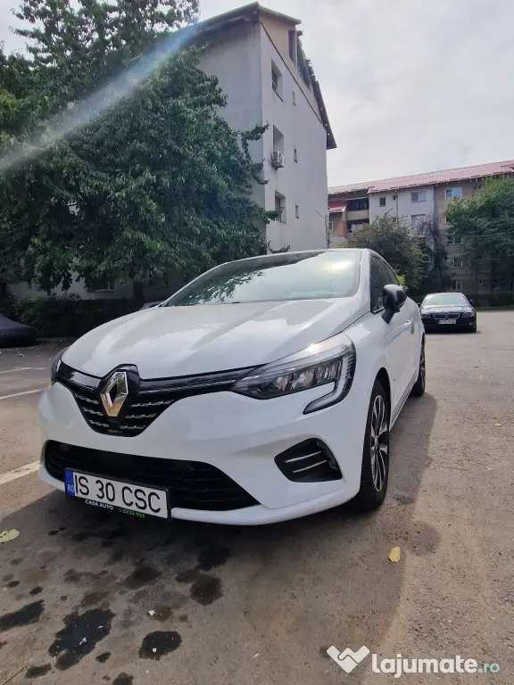 Renault Clio E-Tech fullhybrid 145 cp