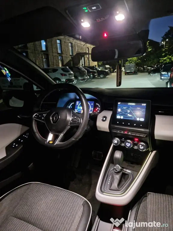 Renault Clio E-Tech fullhybrid 145 cp