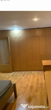 Vitan mall etaj 1 decomandat