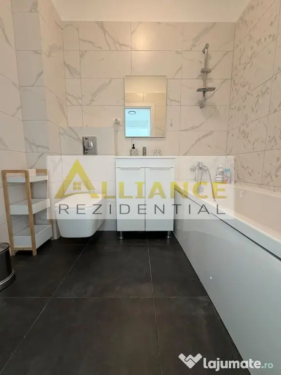 Apartament 3 camere de vanzare I 2 locuri de parcare