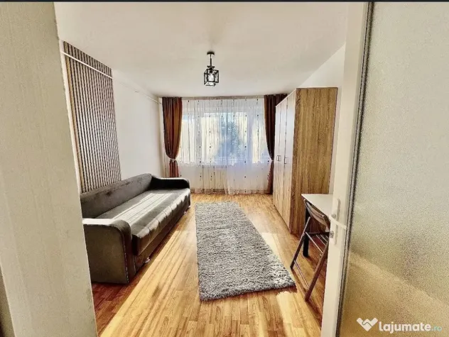 De inchiriat garsoniera zona Tiglina, etaj 4, 1200 lei