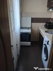 Vand apartament Craiovita Nouă 