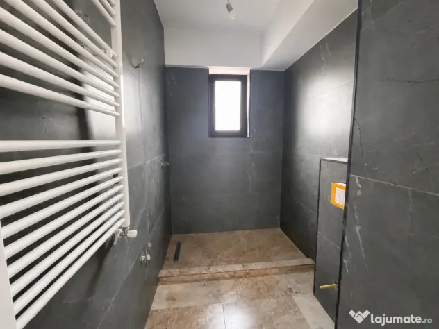 Compozitori | 3 camere | 2 bai