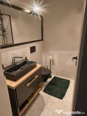 Apartament semidecomandat cu 2 camere, parcare subterana, zo 