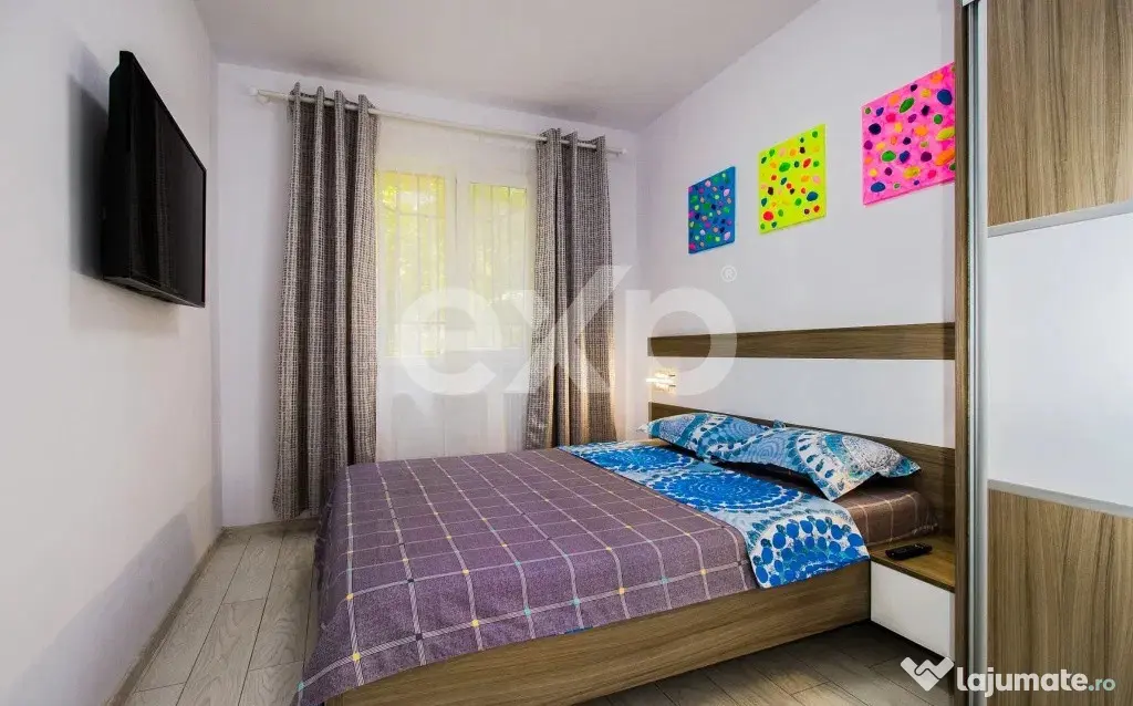 Vând Apartament 3 camere Tomis Nord, Constanța