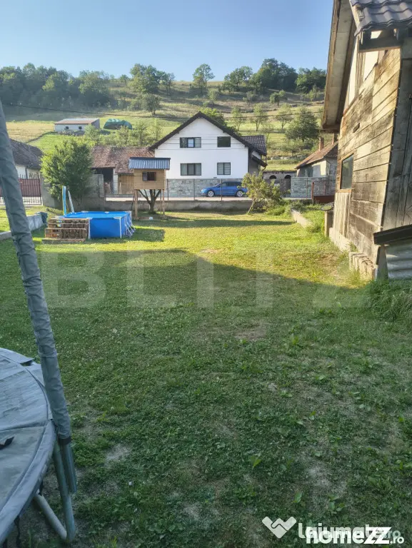Casa de vanzare, 275 mp, teren de 1.325 mp, zona Vest - Dej (Cluj)