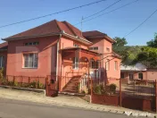 ???? Proprietate unică cu 3 corpuri de clădire și teren d 
