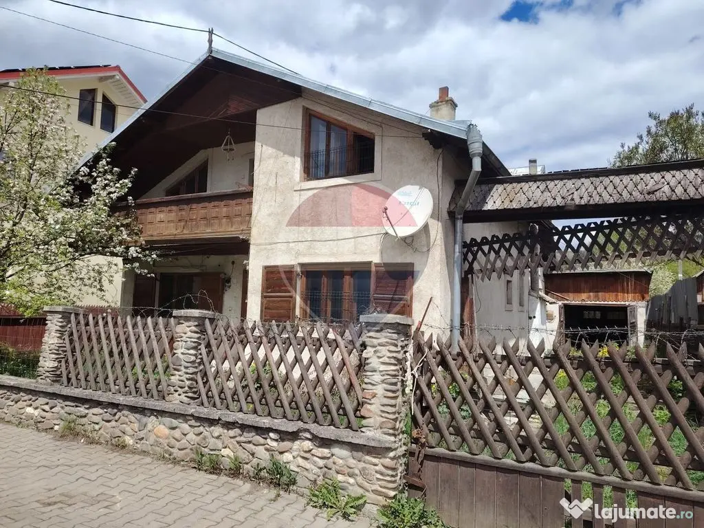 Casă Vatra Dornei în zona centrală !