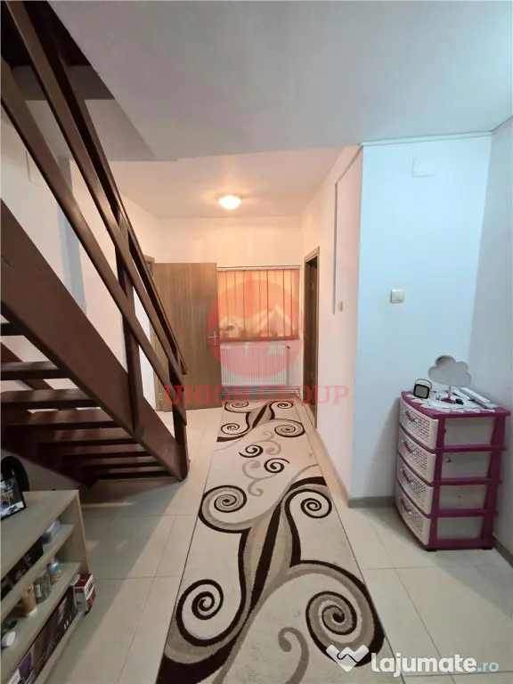 Casa Renovata, Teren 600 mp, 2 Intrari Separate, Navodari Zo