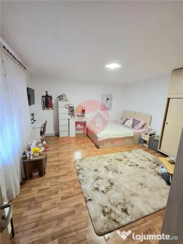 Casa Renovata, Teren 600 mp, 2 Intrari Separate, Navodari Zo
