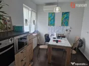 Duplex de vanzare cu 4 camere, cu teren de 303 mp, Ghiroda