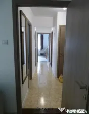 Apartament 3 camere zona Vasile Aron