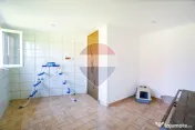 CASA CU DOUA CORPURI | TEREN 565MP | UTILITATI | ZIZIN | ...