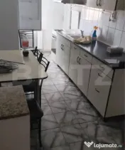 Închiriez apartament cu 3 camere în Brasov