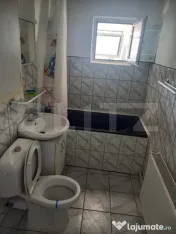 Închiriez apartament cu 3 camere în Brasov