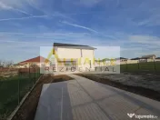 Vila individuala-460mp teren-placa de beton- beci- 