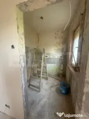 Apartament cu 2 camere, 34 mp, zona Solidarității