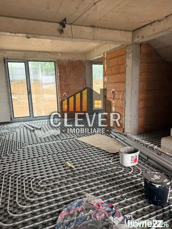 Vila duplex 4 camere 4 bai, 125 mp utili, Splaiul Unirii,... - Bucuresti (Bucuresti-Ilfov)