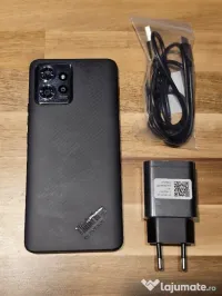 Telefon RAR de colectie Motorola Moto ThinkPad 256gb 8+8gb ram (16gb ram) 	Qualcomm SM8475 Snapdragon 8+ Gen 1 (4 nm) CPU Procesor
CPU 