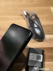 Telefon RAR de colectie Motorola Moto ThinkPad 256gb 8+8gb ram (16gb ram) 	Qualcomm SM8475 Snapdragon 8+ Gen 1 (4 nm) CPU Procesor
CPU 