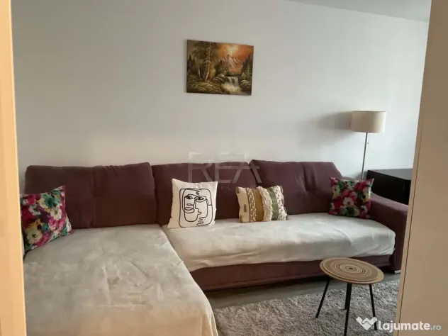 De inchiriat- 2 camere- Decomandat- Centrala Proprie-Margean