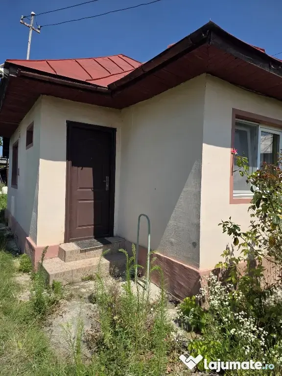 Casa + teren de vanzare Aricestii Rahtivani