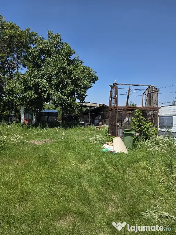 Casa + teren de vanzare Aricestii Rahtivani