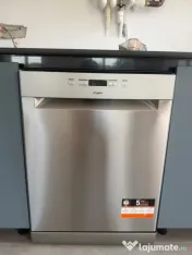 Vând mașină de spălat vase Whirlpool