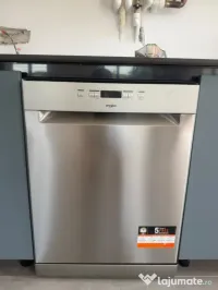 Vând mașină de spălat vase Whirlpool