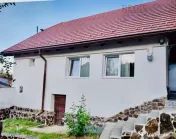 Casa Superba 2 Camere In Curte Comuna, Pretabil birou, SCHEI