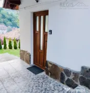 Casa Superba 2 Camere In Curte Comuna, Pretabil birou, SCHEI