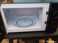 Cuptor microunde