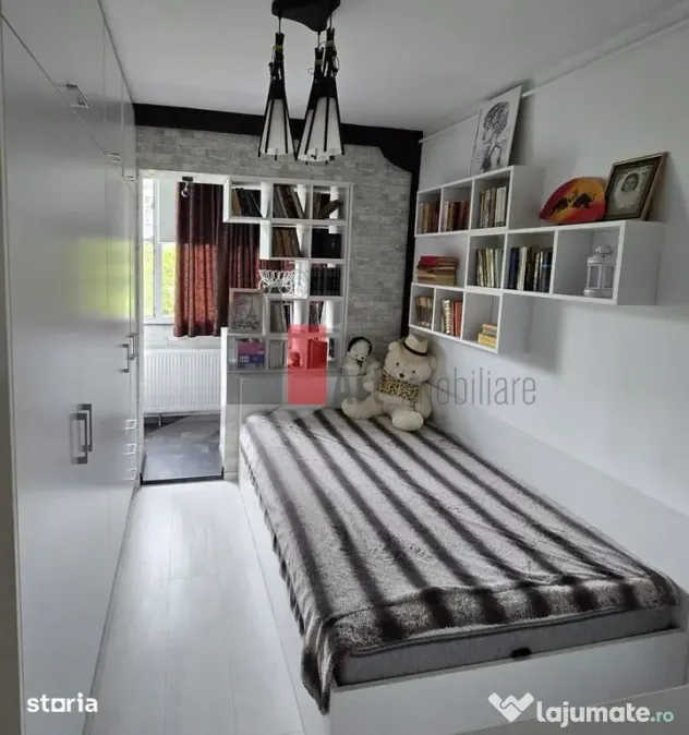 Vindem apartament cu 3 camere, Crângasi