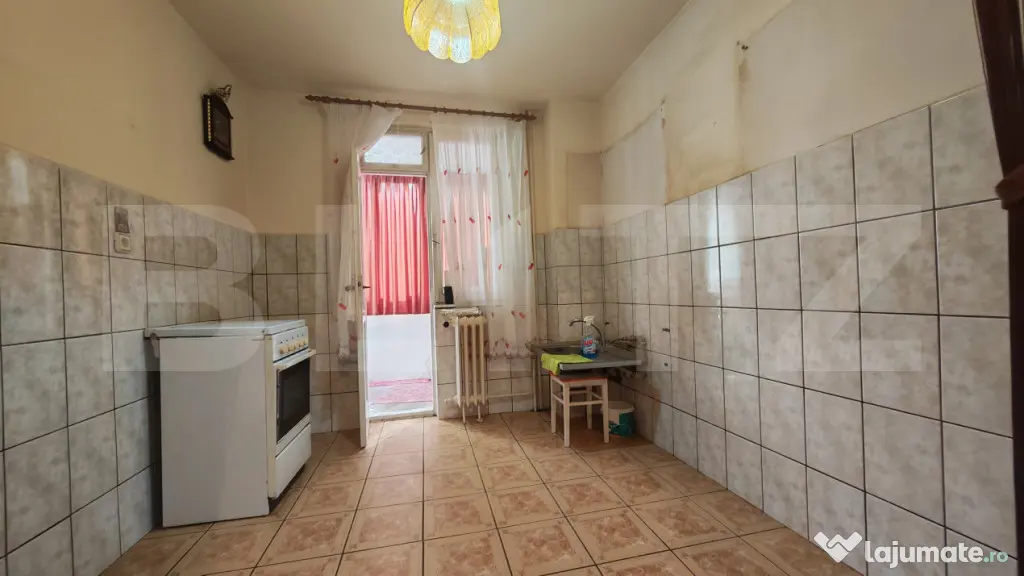 Apartament cu 3 camere, decomandat,tip bB , Rogerius