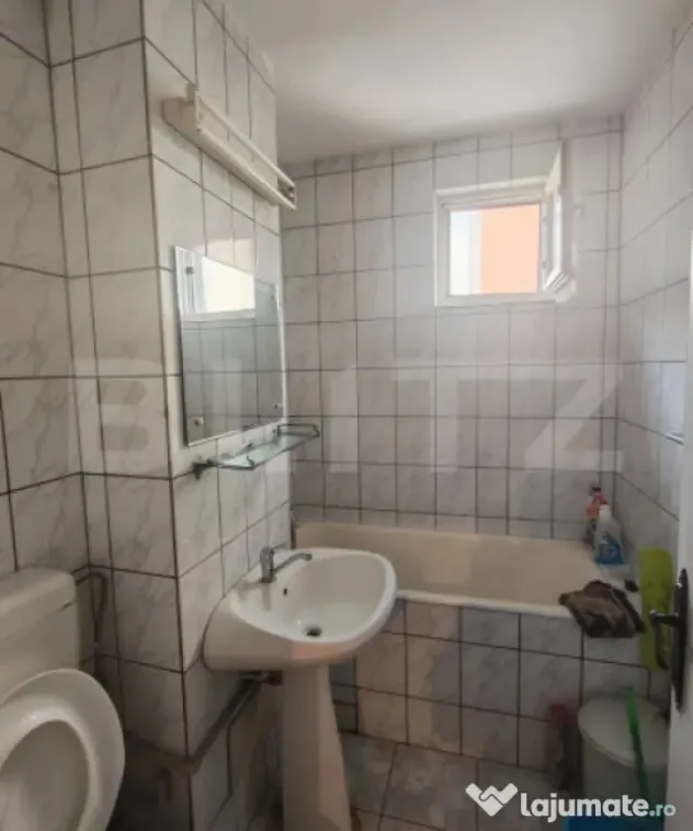 Apartament cu 3 camere, decomandat,tip bB , Rogerius