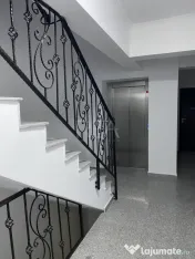 2 camere Moșilor decomandat, centrală, et. 1, an 2020, met 