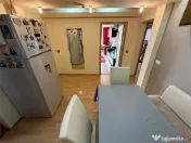 Apartament 3 camere, zona Ultracentrala , etaj 3 cu acoperis