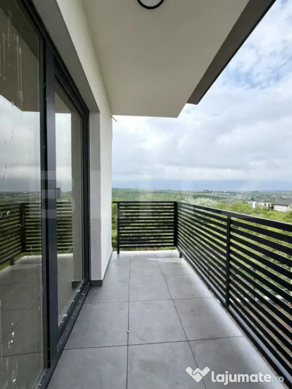 Casa Tip Duplex, 90 m2, priveliste panoramica, Zona Bucium