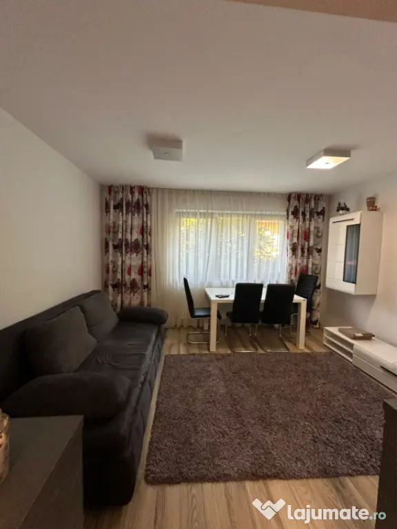 Apartament 4 camere de închiriat – Zona Bucla, Cartier S