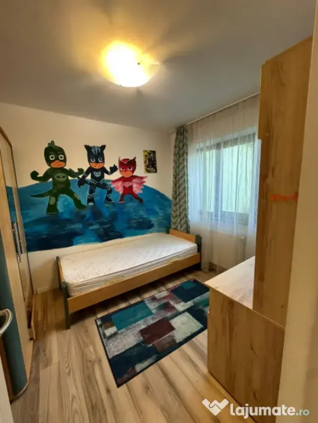 Apartament 4 camere de închiriat – Zona Bucla, Cartier S