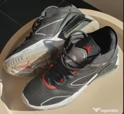 Jordan Point Lane Black Cement marimea 43 Eu/9.5 Us 