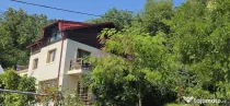 Casa cu 4 camere de vanzare in Campina