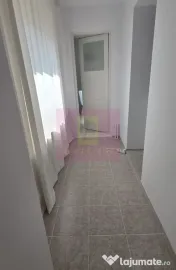 Casa cu 4 camere de vanzare in Campina 