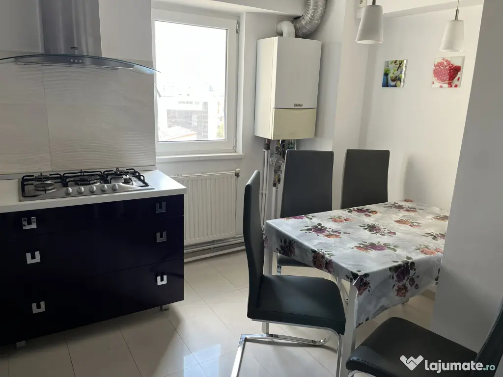 Proprietar, inchiriez apartament 4 camere, Calea 13 Septembrie - Marriott