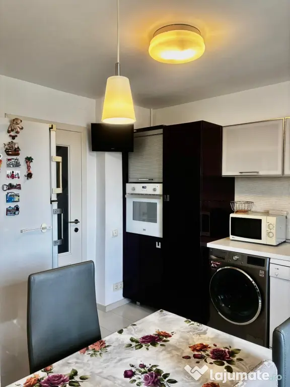 Proprietar, inchiriez apartament 4 camere, Calea 13 Septembrie - Marriott