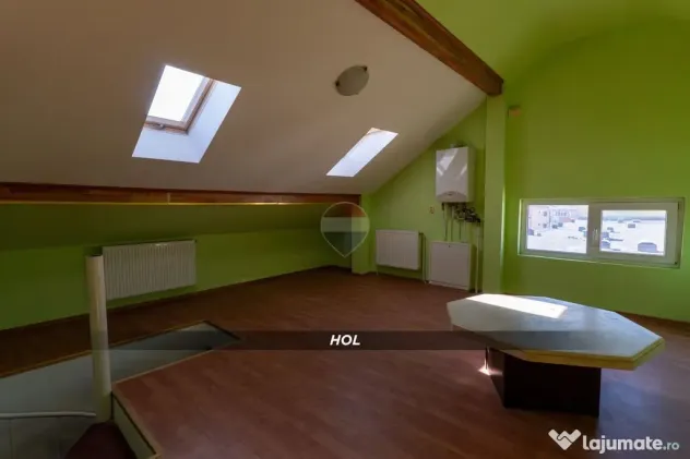 Apartament cu 5 dormitoare, pe doua niveluri | Zona centrala