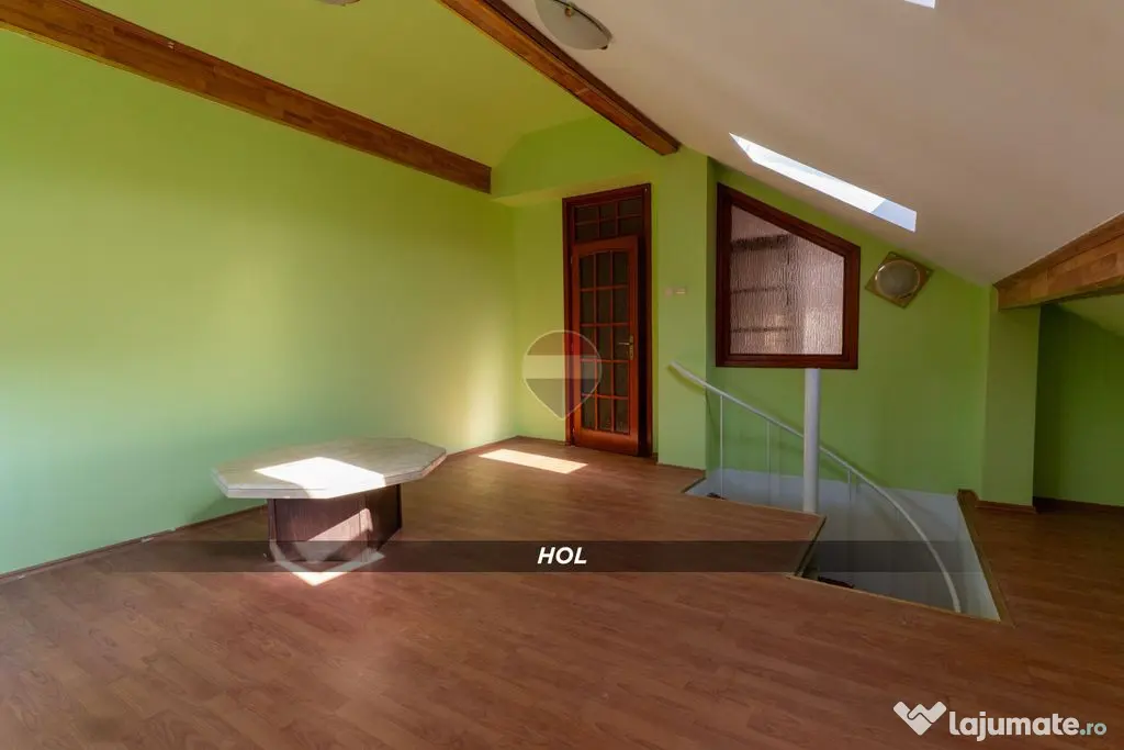 Apartament cu 5 dormitoare, pe doua niveluri | Zona centrala