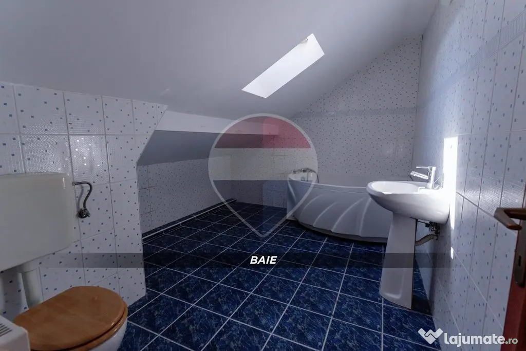 Apartament cu 5 dormitoare, pe doua niveluri | Zona centrala