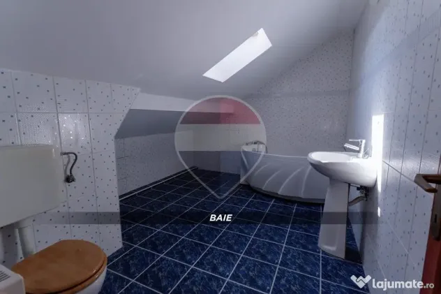 Apartament cu 5 dormitoare, pe doua niveluri | Zona centrala