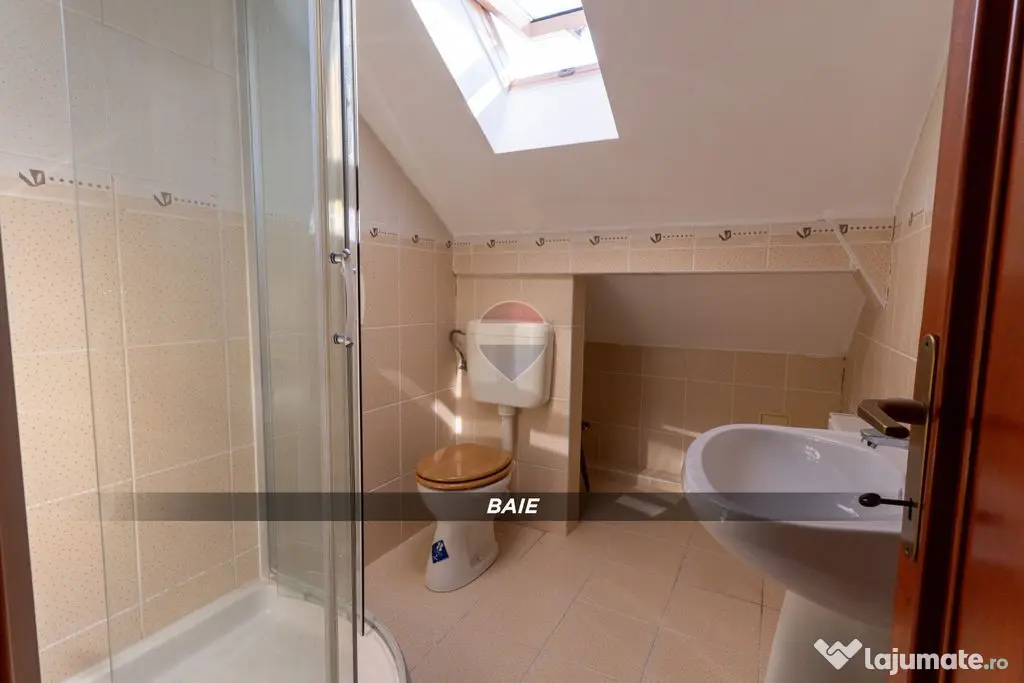 Apartament cu 5 dormitoare, pe doua niveluri | Zona centrala